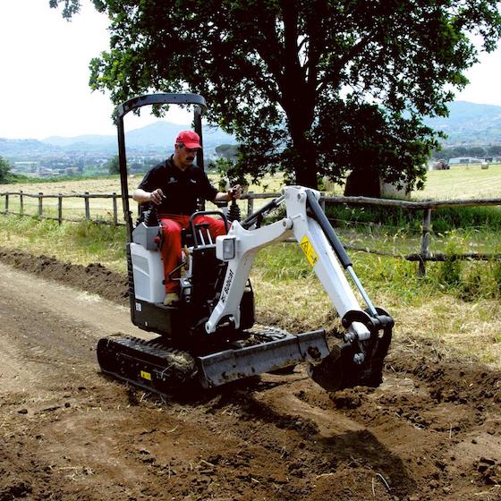 1 Tonne Excavator Image 6