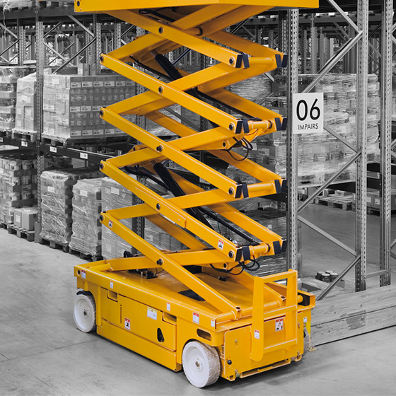 12m Electric Scissor Lift Image 2