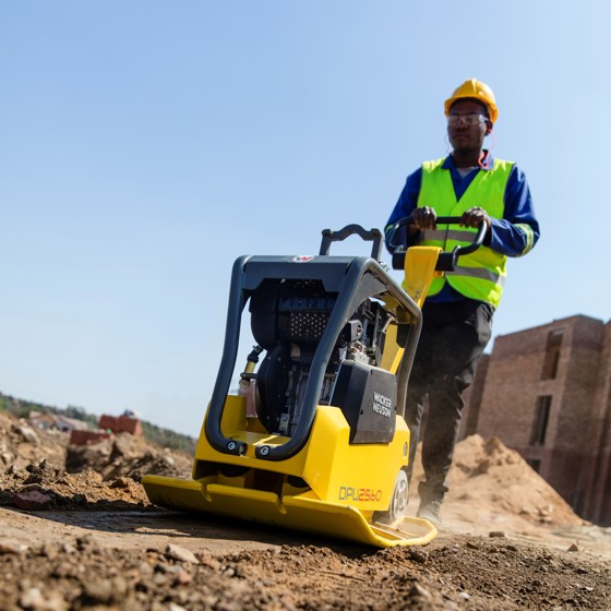 Reversible Vibratory Plates Image 2