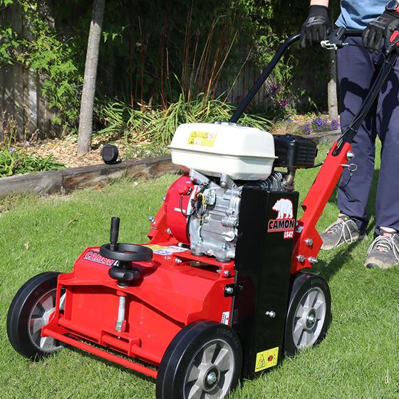 Garden Scarifier Image 4