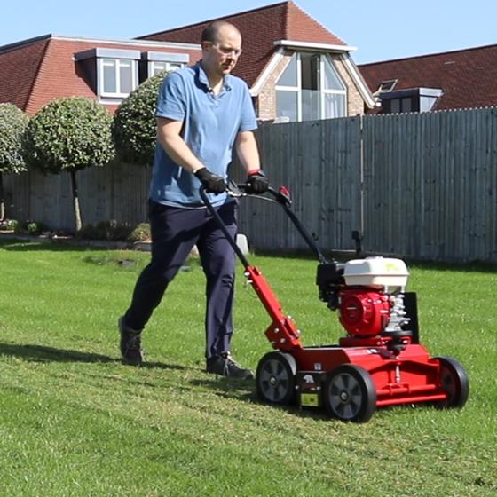 Garden Scarifier Image 5