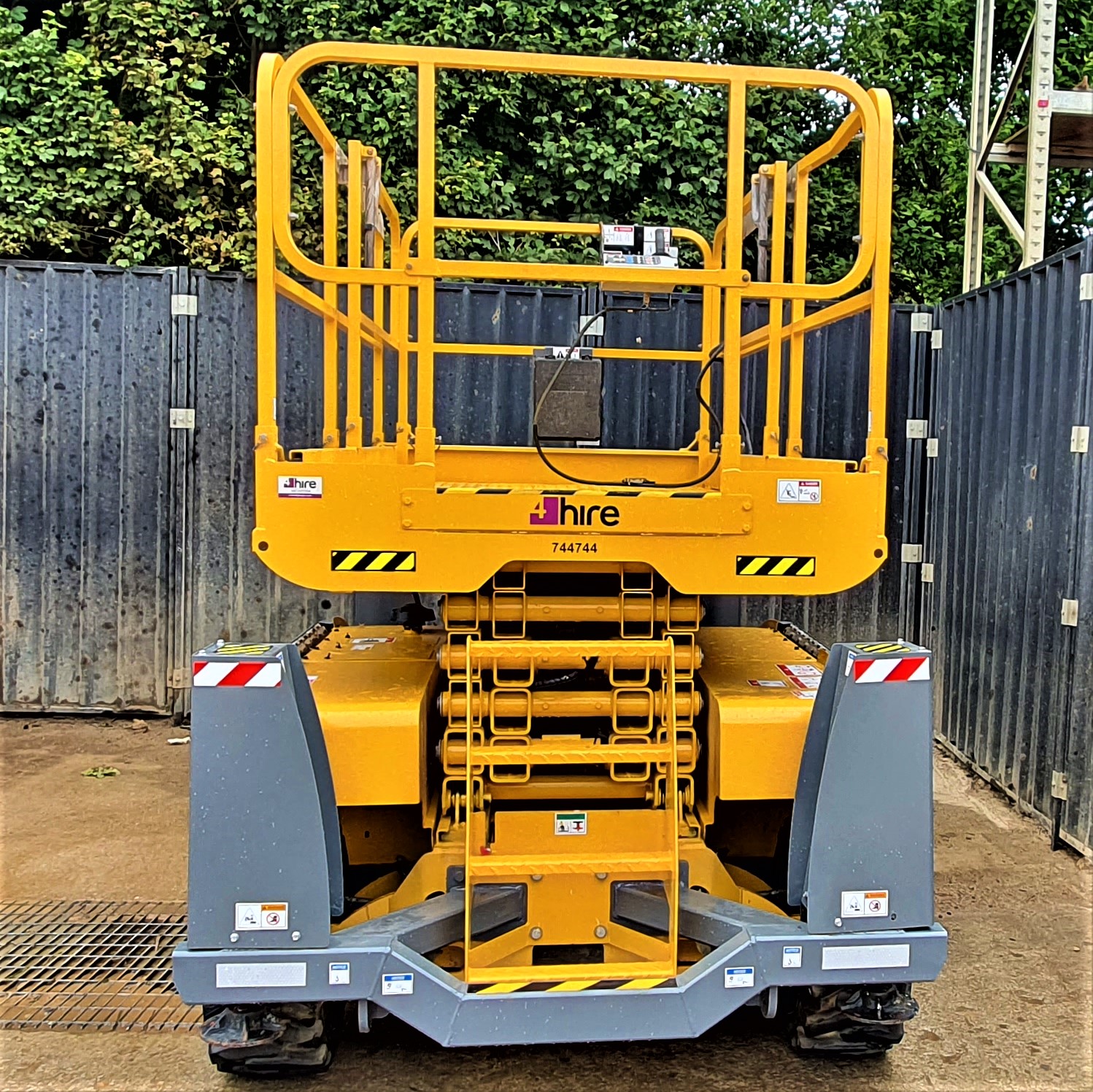 12m Diesel All-Terrain Scissor Lift Image 6