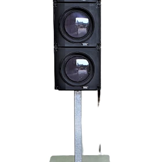 Radio Controlled Traffic Lights Image 2
