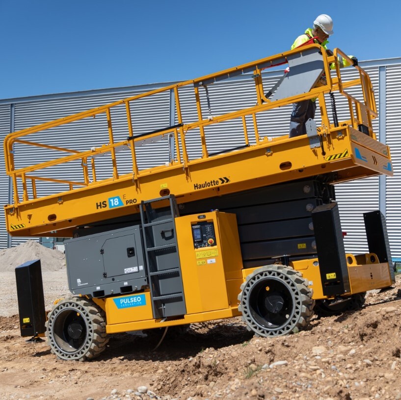 18m Hybrid Off-Road Electric Scissor Lift Image 4
