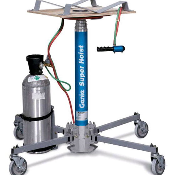 Genie GH5.6 Gas Material Lift 113Kg Image
