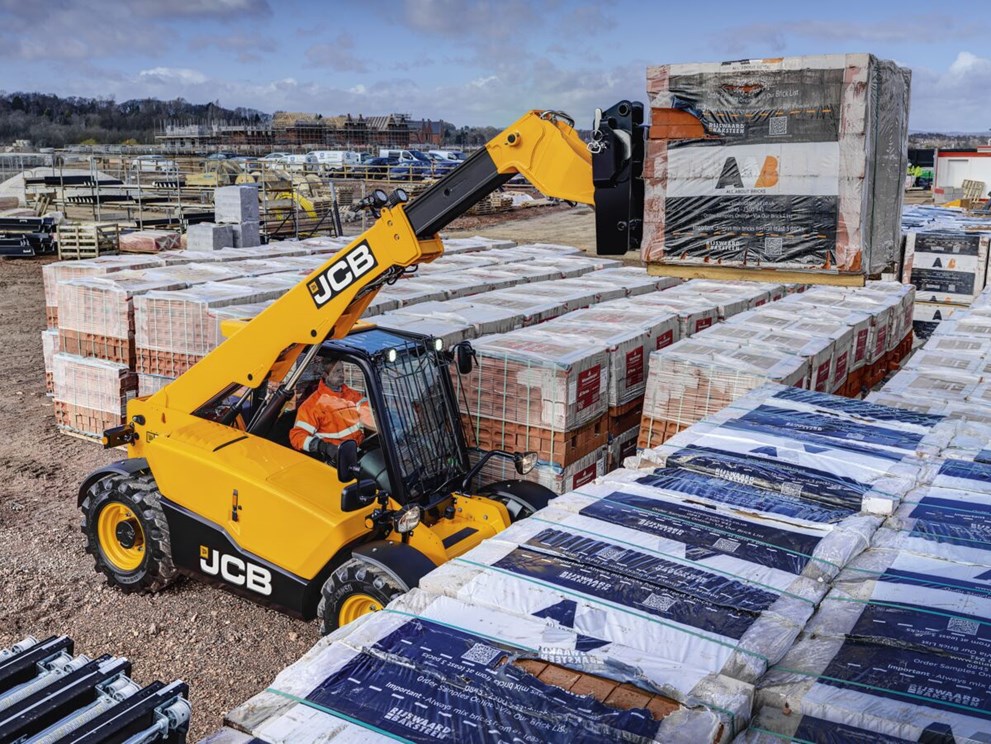 525-60 Hi-Viz Telehandler Image